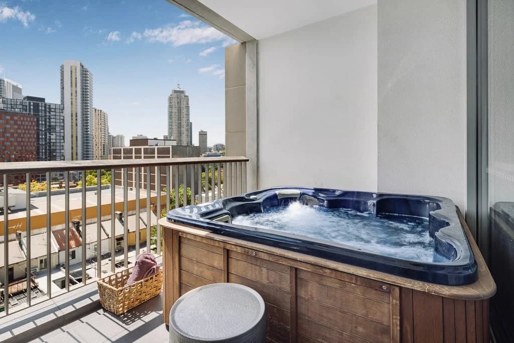 Balcony Spa